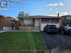 23 MALCOLM CRESCENT Brampton, ON L6S 3C7