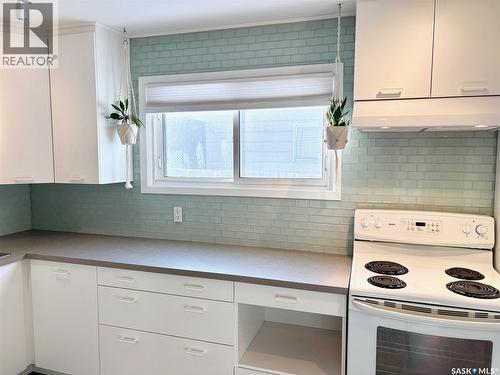 113 Laurier Avenue, Yorkton, SK - Indoor Photo Showing Kitchen
