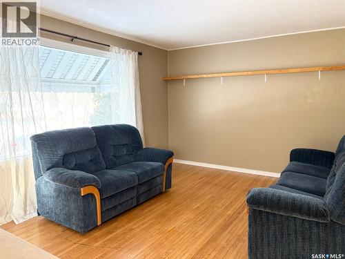 113 Laurier Avenue, Yorkton, SK - Indoor Photo Showing Living Room