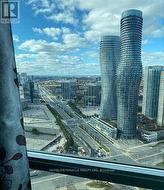 3909 - 208 ENFIELD PLACE Mississauga, ON L5B 0B8