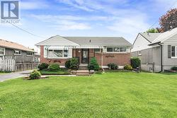 435 EAST 36TH STREET  Hamilton, ON L8V 4A4