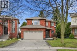 6 WOODCROFT Crescent  Waterdown, ON L8B 0H1