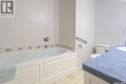 20 Mainprize Bay, Maple Bush Rm No. 224, SK - Indoor Photo Showing Bathroom