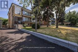 UNIT 2 - 77 GARTHDALE COURT Toronto, ON M3H 5P7