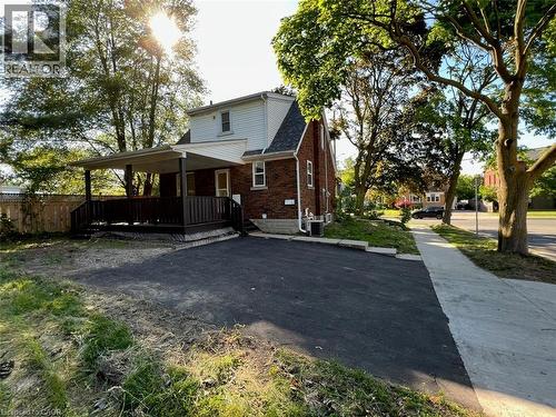 115 Highland Road W, Kitchener, ON - Outdoor
