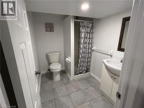 115 Highland Road W, Kitchener, ON - Indoor Photo Showing Bathroom