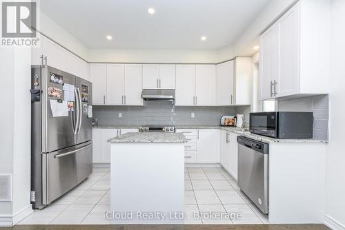 3958 Leonardo Street, Burlington, ON - Indoor Photo Showing Kitchen