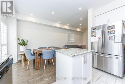 3958 Leonardo Street, Burlington, ON - Indoor