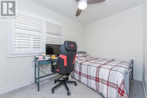 3958 Leonardo Street, Burlington, ON - Indoor