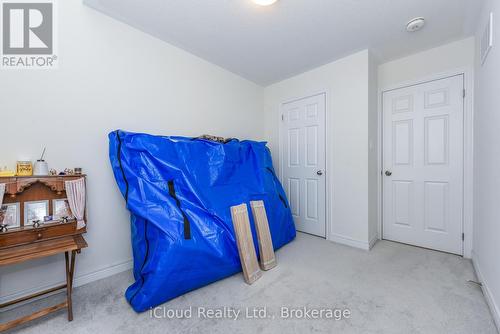 3958 Leonardo Street, Burlington, ON - Indoor Photo Showing Bedroom