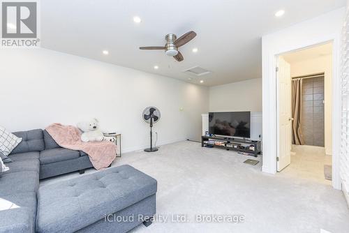 3958 Leonardo Street, Burlington, ON - Indoor