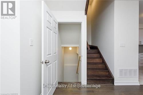 3958 Leonardo Street, Burlington, ON - Indoor Photo Showing Other Room
