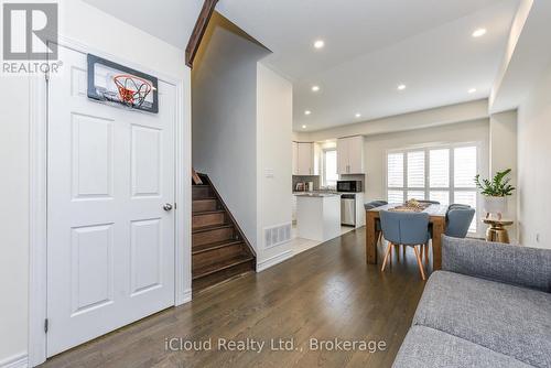 3958 Leonardo Street, Burlington, ON - Indoor