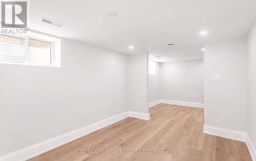 446 Argyle Street, Cambridge, ON - Indoor Photo Showing Other Room