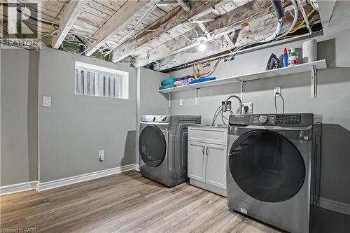 34 Weir Street S, Hamilton, ON - Indoor Photo Showing Laundry Room