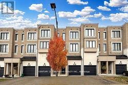 10 HYDERABAD LANE Markham, ON L4E 0T8