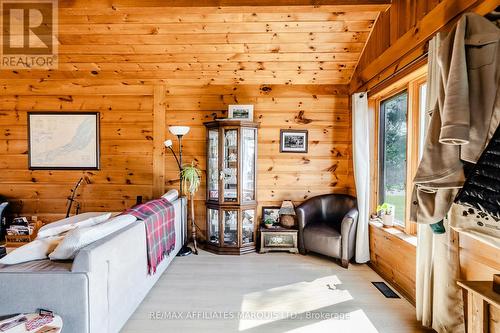 6571 Tree Haven Road, South Glengarry, ON - Indoor Photo Showing Other Room