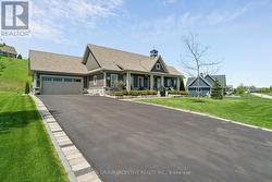 22 THOROUGHBRED DRIVE Oro-Medonte, ON L0K 1E0