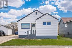 406 Railway AVENUE Alvena, SK S0K 0A0