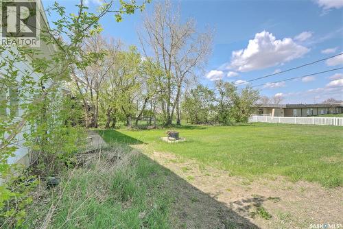 333 Dominion Bay, Central Butte, SK - Outdoor