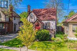 81 WOODLAND AVENUE St. Catharines (Downtown), ON L2R 5A4