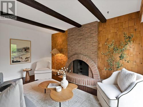 21 Longbow Square, Toronto, ON - Indoor Photo Showing Living Room With Fireplace