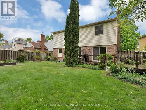 21 Longbow Square, Toronto, ON - Outdoor