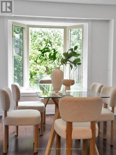 21 Longbow Square, Toronto, ON - Indoor Photo Showing Dining Room