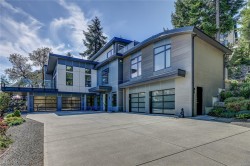 3450 Dolphin Dr Nanoose Bay, BC V9P 9H6