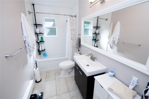 1844 Connie Rd, Sooke, BC 