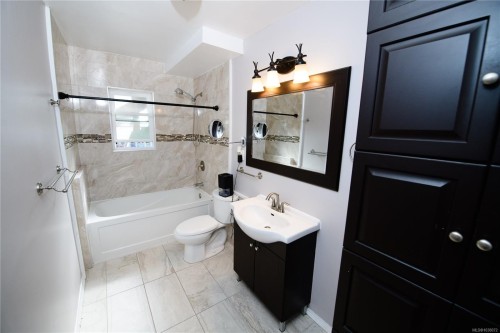 1844 Connie Rd, Sooke, BC 