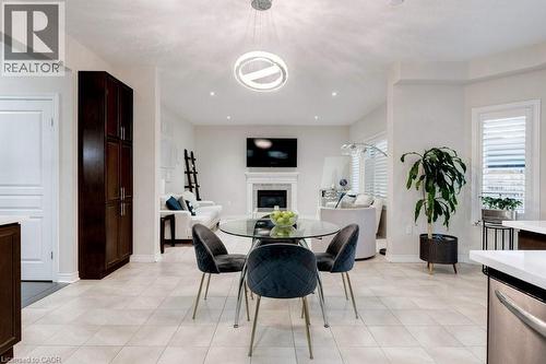 85 Showcase Drive Unit# Main, Hamilton, ON - Indoor Photo Showing Kitchen With Upgraded Kitchen