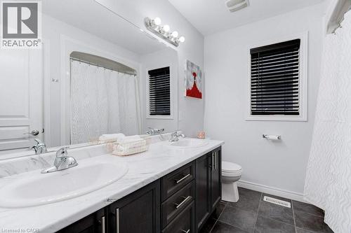 85 Showcase Drive Unit# Main, Hamilton, ON - Indoor Photo Showing Bedroom