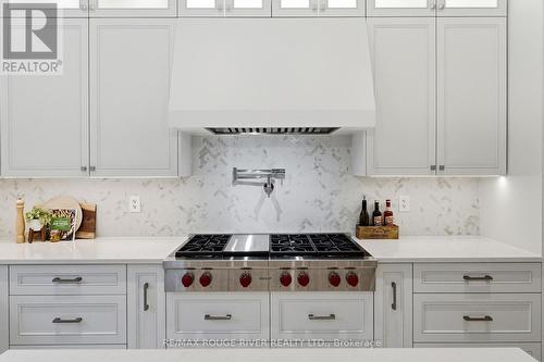 1411 Old Forest Road, Pickering, ON - Indoor Photo Showing Kitchen