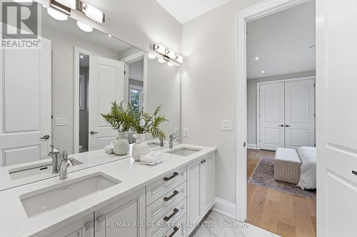 1411 Old Forest Road, Pickering, ON - Indoor Photo Showing Bathroom