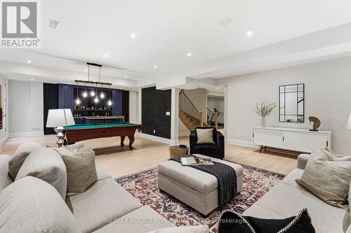 1411 Old Forest Road, Pickering, ON - Indoor Photo Showing Living Room
