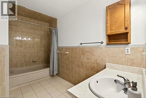 72 Gurnett Drive, Hamilton, ON - Indoor Photo Showing Bathroom