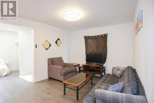 404 John St, Sault Ste. Marie, ON - Indoor Photo Showing Living Room