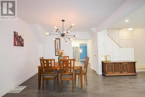 404 John St, Sault Ste. Marie, ON - Indoor Photo Showing Dining Room