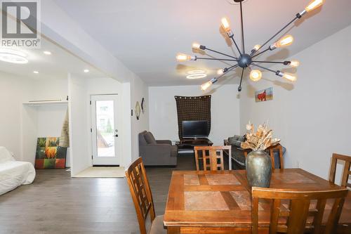 404 John St, Sault Ste. Marie, ON - Indoor Photo Showing Dining Room