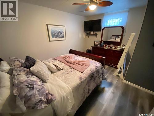 2 544 Circlebrooke Drive, Yorkton, SK - Indoor Photo Showing Bedroom