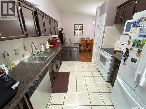 2 544 Circlebrooke Drive, Yorkton, SK - Indoor Photo Showing Kitchen With Double Sink