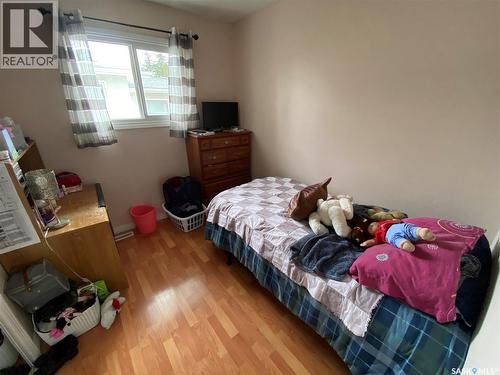 2 544 Circlebrooke Drive, Yorkton, SK - Indoor Photo Showing Bedroom