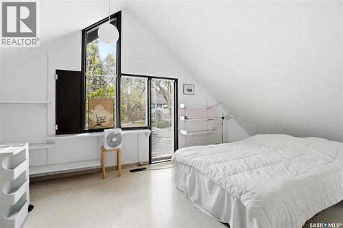 160 Leopold Crescent, Regina, SK - Indoor Photo Showing Bedroom