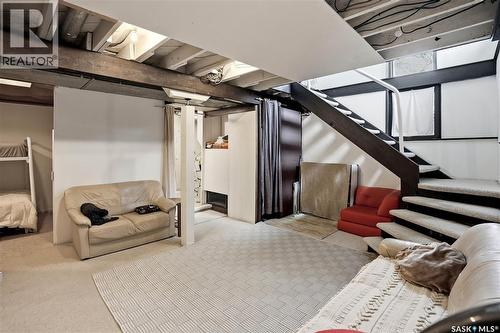 160 Leopold Crescent, Regina, SK - Indoor