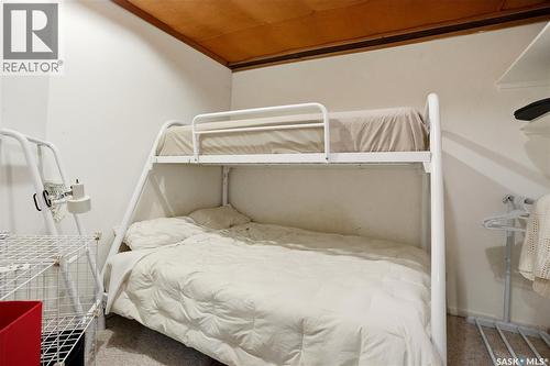 160 Leopold Crescent, Regina, SK - Indoor Photo Showing Bedroom