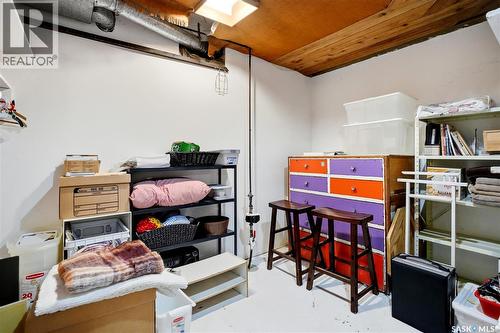 160 Leopold Crescent, Regina, SK - Indoor
