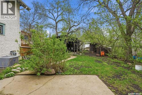 160 Leopold Crescent, Regina, SK - Outdoor