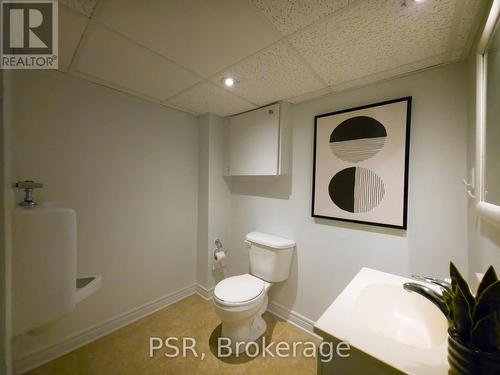 11 Elmsdale Drive, Kitchener, ON - Indoor Photo Showing Bathroom