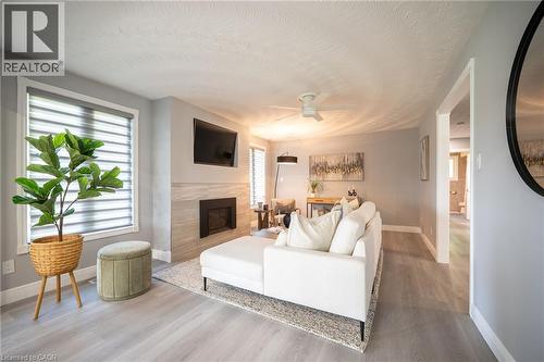1613 Haldibrook Road, Haldimand County, ON - Indoor Photo Showing Living Room With Fireplace